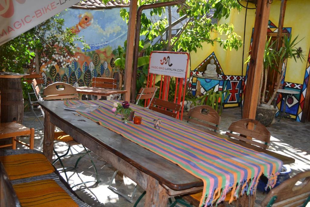 El Porvenir Hostel Los Llanos De Aridane Ngoại thất bức ảnh